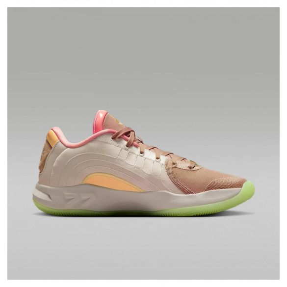 Кроссовки  Air Jordan Luka 4 IO0202-100_image_34
