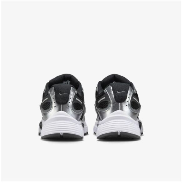 Чоловічі кросівки Nike V5 Rnr HJ5228-004_image_4