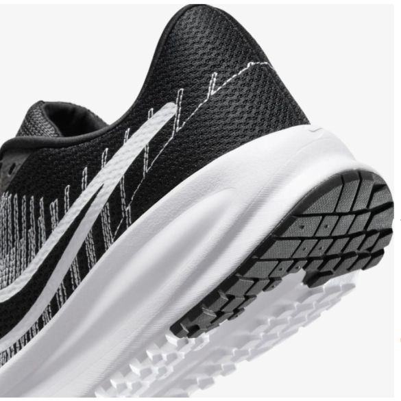 Чоловічі кросівки Nike Run Defy HM9594-004_image_5