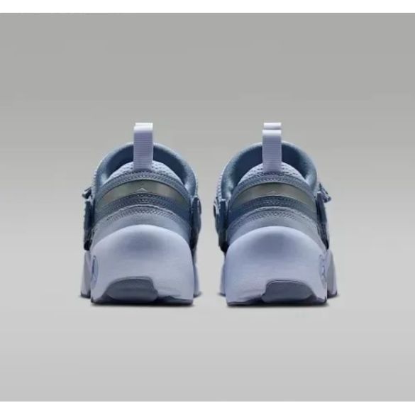 Кросівки жіночі Wmns Jordan Trunner Lx Triple HQ2164-010_image_7
