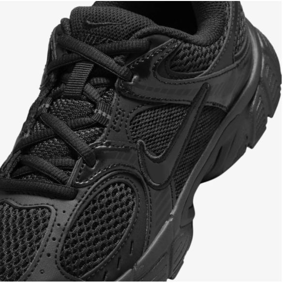 Дитячі кросівки Nike V5 Rnr HQ6411-002_image_4