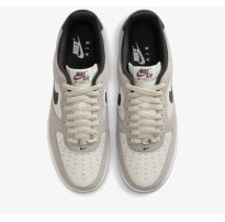 Чоловічі кросівки Nike Air Force 1 07 Lv8 IO2077-030_image_17
