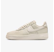 Жіночі кросівки NIKE W AIR FORCE 1 RETRO PRM
