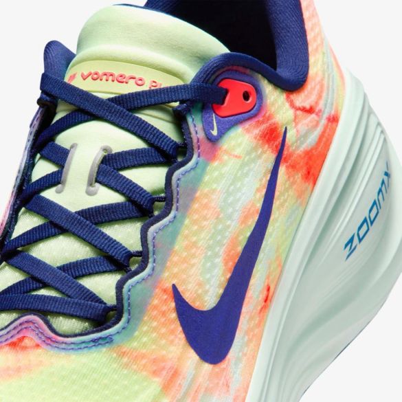 Мужские кроссовки NIKE VOMERO PLUS BARELY VOLT_image_7