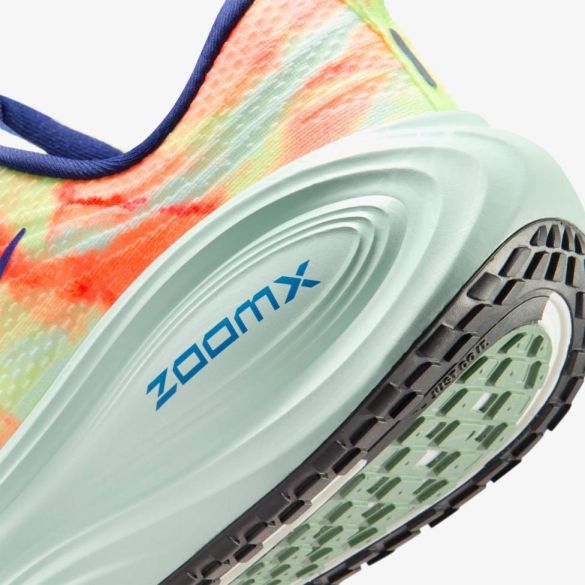 Мужские кроссовки NIKE VOMERO PLUS BARELY VOLT_image_8