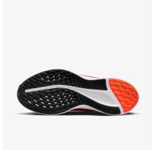 Жіночі кросівки NIKE WMNS QUEST 5