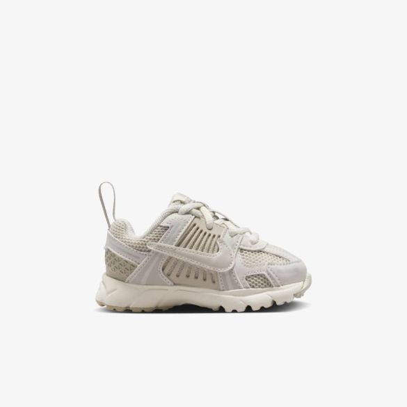 Дитячі кросівки NIKE VOMERO 5 LACE (TD)_image_3
