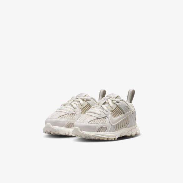 Дитячі кросівки NIKE VOMERO 5 LACE (TD)_image_5