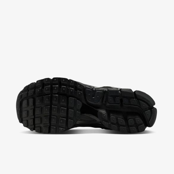 Женские кроссовки NIKE W ZOOM VOMERO 5_image_8