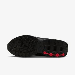 Чоловічі кросівки NIKE AIR MAX DN ROAM BLACK / METALLIC SILVER_image_23